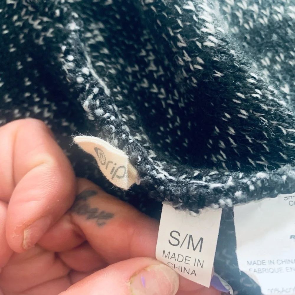 Rip Curl Black and Gray Cardigan Sweater with Open Front - Picture 5 of 5